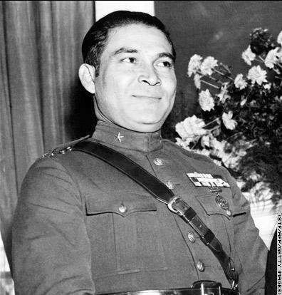 12月2日卡斯特罗和切·格瓦拉登陆古巴1956年:20人打垮5万政府军 12月2日卡斯特罗和切·格瓦拉登陆古巴1956年:20人打垮5万政府军