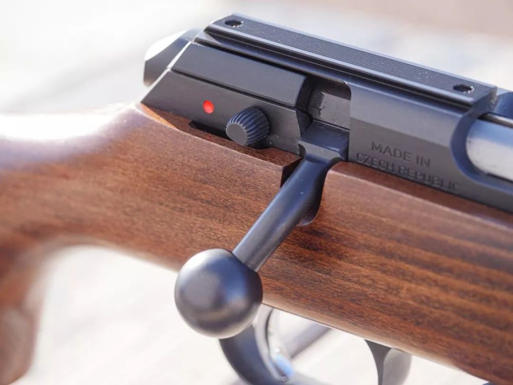 cz457步枪一支伴随青年射手成长的小口径步枪