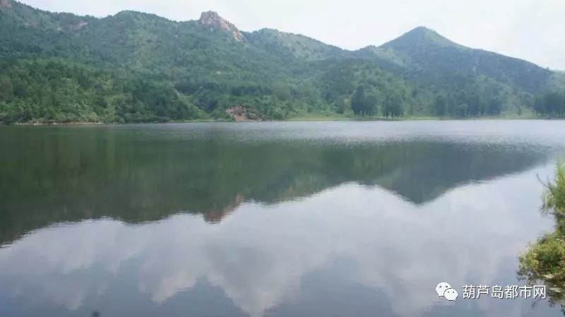 葫芦岛新台门镇西部,一个古老的半砬山子村