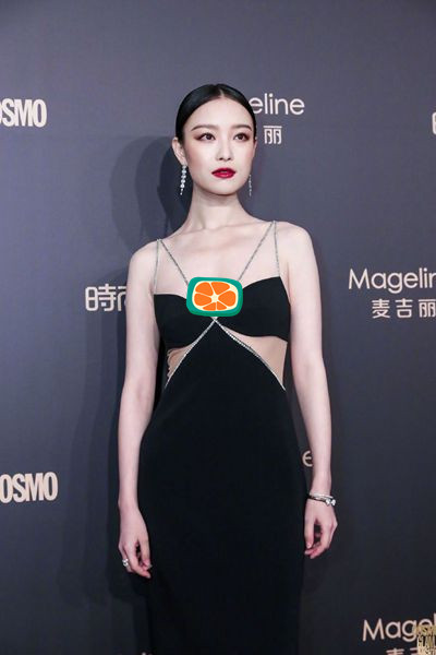 美丽时尚盛典:倪妮冷艳,刘诗诗大气,却都输给了她!