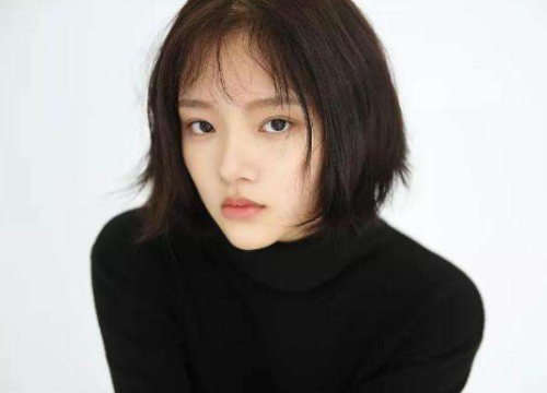 《悲伤逆流成河》女主角"易遥,因拍戏抑郁2个月,反倒是红了女二