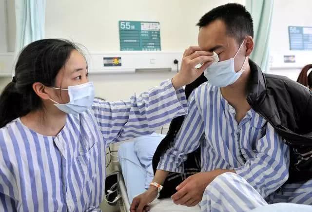 35岁小伙酒后呕血,被确诊肝癌,医生:拿命换工作,不值啊!