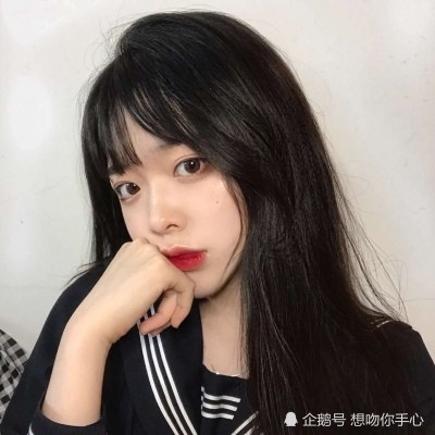 ins治愈系女生头像:有一天你将破茧而出,成长得比人们