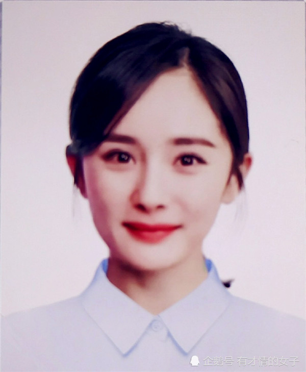 同为明星证件照:逃过朱一龙,躲过千玺,却被王一博迷得