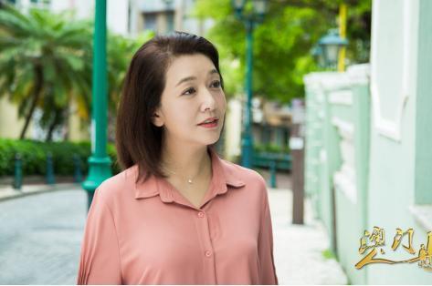 江珊董洁《澳门人家》中扮母女,两人都有成名作和婚姻