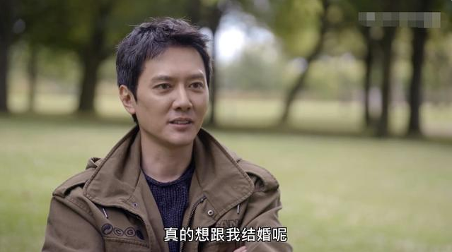 奇遇人生:冯绍峰自曝会在妻子面前哭,赵丽颖的反应暴露家庭地位