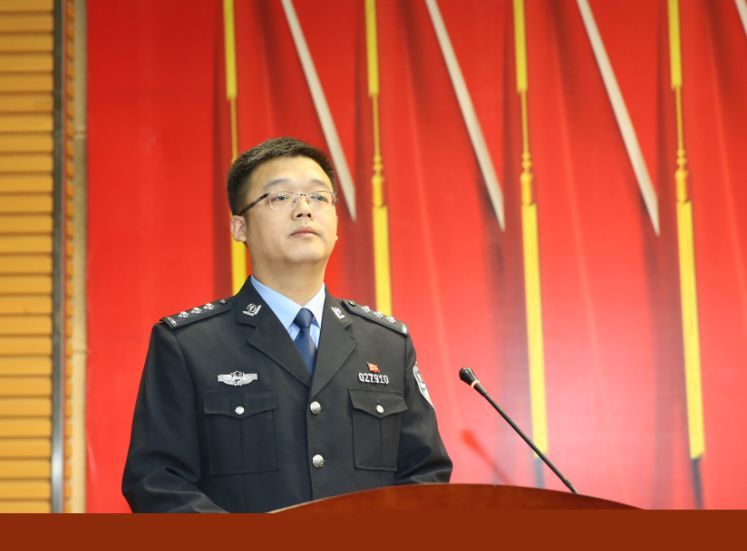 傅磊,男,汉族,中共党员,1981年生,河北蠡县人,2008年7月参加公安工作