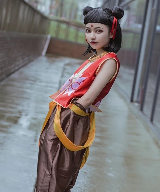 哪吒cosplay图片,cosplay葫芦娃 同是cos哪吒,躲过初中生,避开高中生,看到最后惊艳了