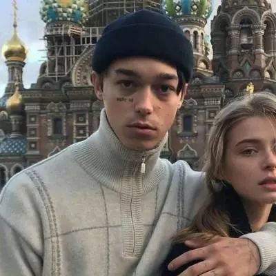 火爆抖音卡通情侣头像一男一女 浪漫好看的欧美情侣