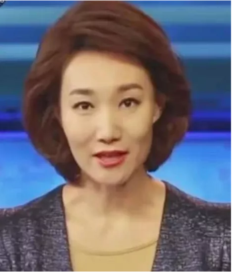 有种"伪装"叫做李梓萌头套,戴了12年假发,摘下那一刻重返20岁