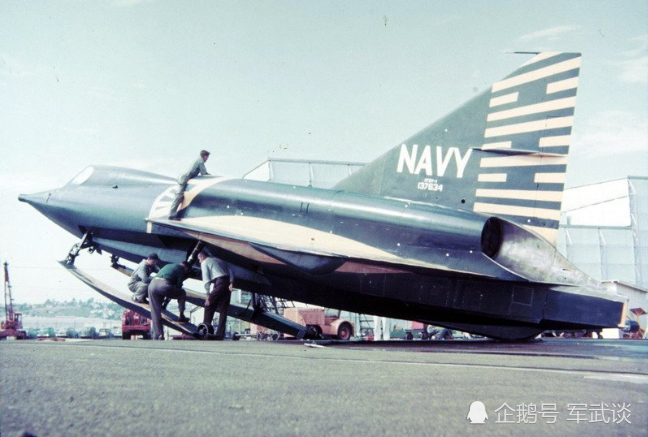 全球唯一的水上超音速战斗机,65年前诞生,美国"海标枪