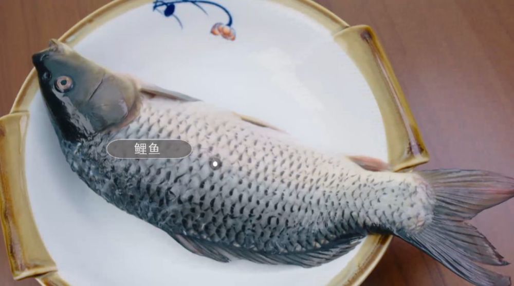 做东坡鱼怎么能少得了东坡泡菜呢,酸辣的泡菜做底汁,特别爽口.