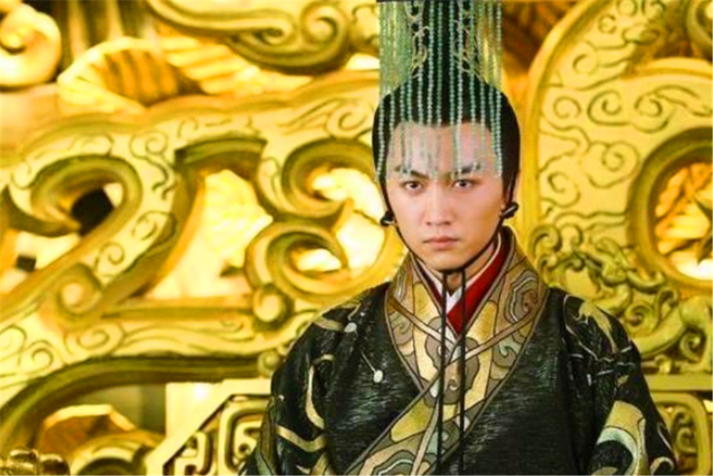年轻的汉宣帝刘病已即位之初,是怎么稳住权倾天下的霍光的?