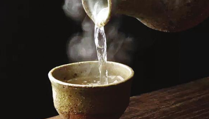 酒知识-如何区分各种香型白酒的特点