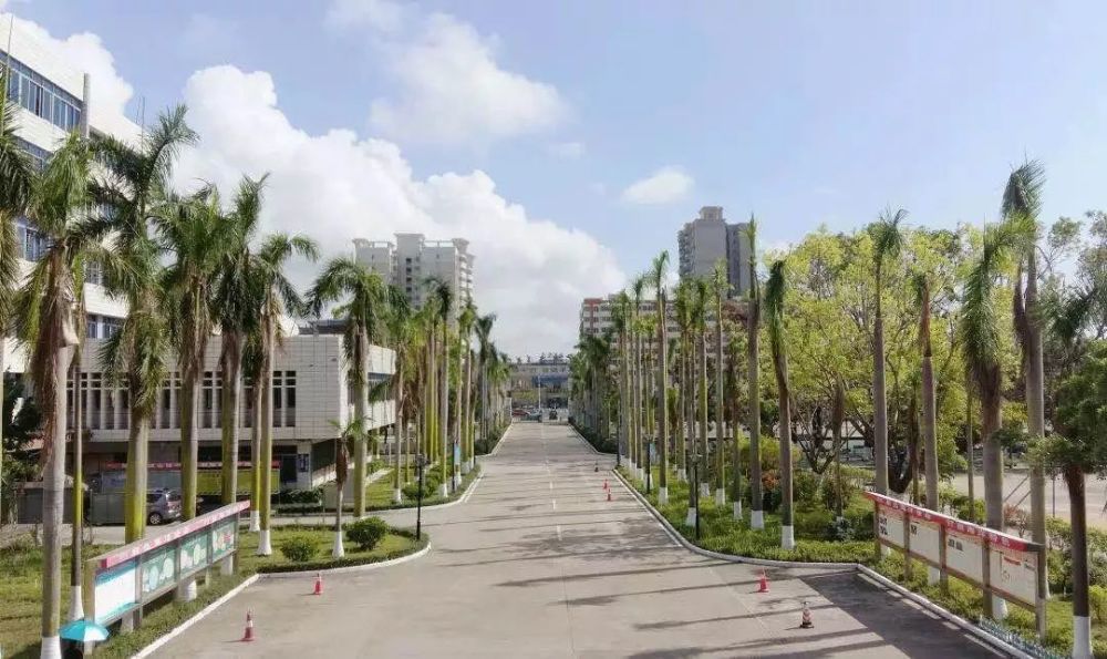 湖光校区广东海洋大学在祖国大陆南端两个美丽的海滨城市湛江市和阳江