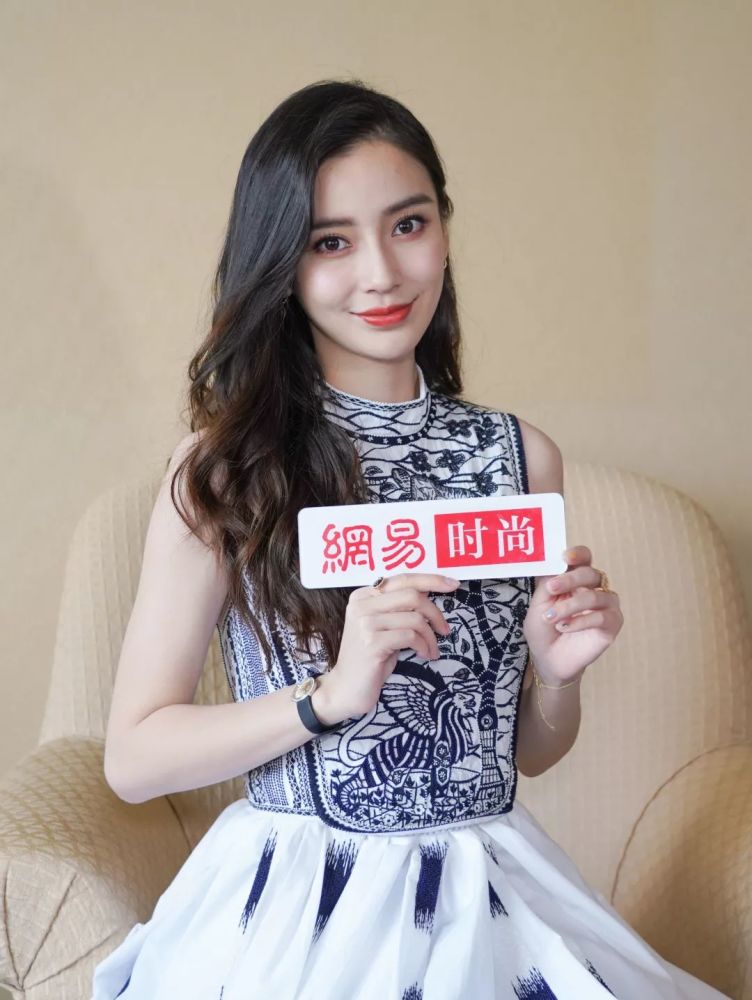 angelababy可爱的图片,angelababy的图片可爱 是的没错!易姐这次给你们访到了美丽可爱的angelababy!