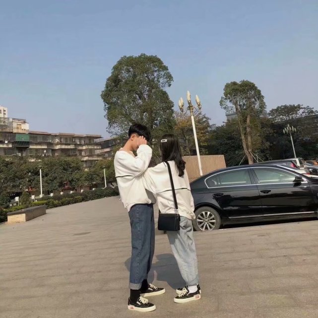 超火"双人"情侣头像:和熬夜一样难改的是爱你