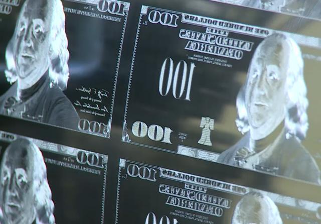 gdp破万亿美元哪一年_济南gdp破万亿图片