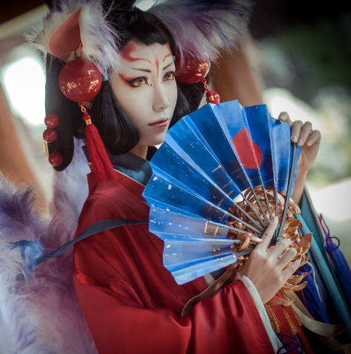 阴阳师玉藻前cosplay,小姐姐端庄大气,展现非凡魅力