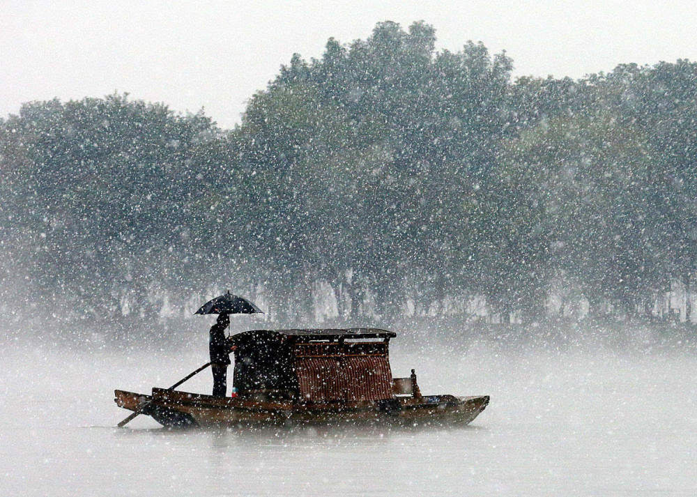 摄影技巧:下雪天,唯美的飘雪效果怎么拍?