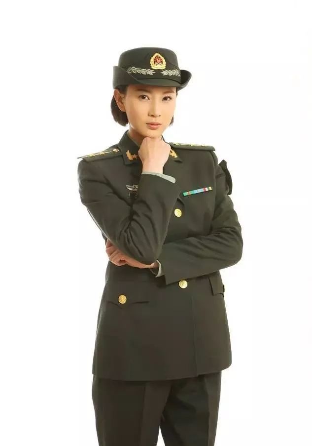 34岁"最美军花"侯梦莎,因戏生情嫁给演员任柯诺,如今很低调
