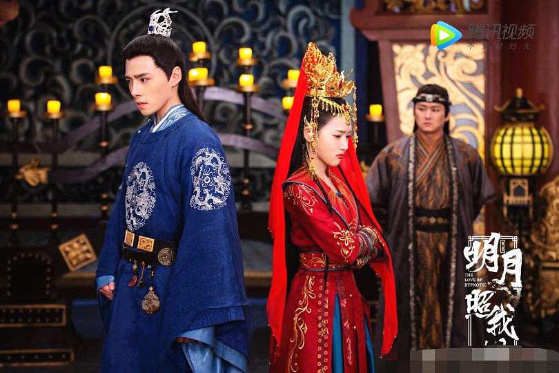 爱就要报复回来:女主心动的细节设定撞了《我们不能是