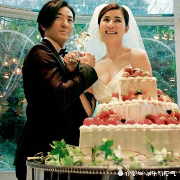 还记得陈浩南和小结巴吗?24年后两人再度同框,还是那么嫩