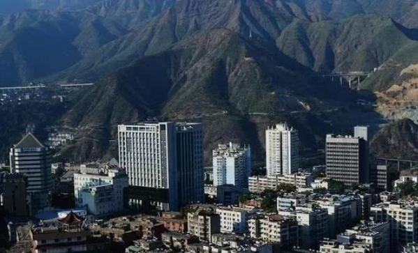 四川最有钱的一座四线城市 不在绵阳 乐山,也不在德阳 自贡