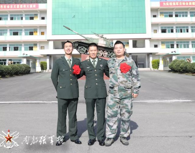 发布监制:梁启英 李华敏 编审:张超跃 潘剑锋 策划:龚胜祥刊期