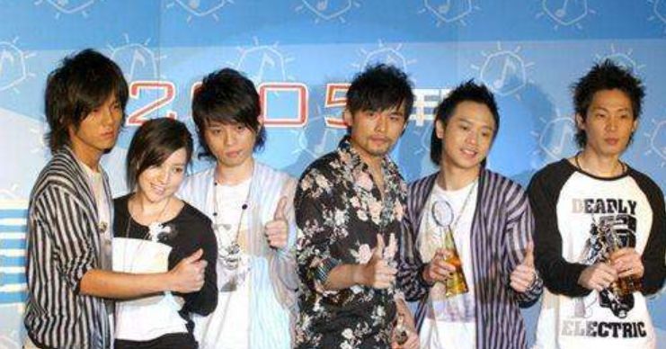 2010年这部《熊猫人》,还有一位周杰伦力捧的"j女郎"江语晨.