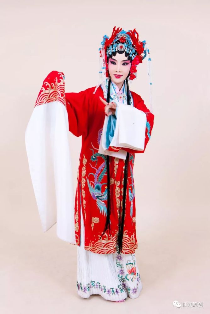 歌词花衫国粹中的精华的解读佘沐倩作词申卫东