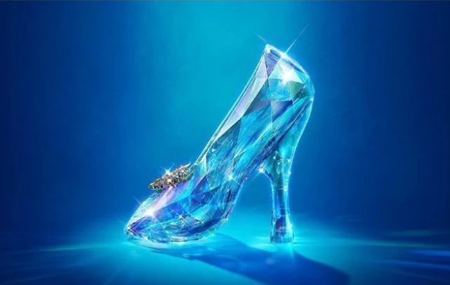 心理学:选一双你最喜欢的水晶鞋,测你在男人心里值多少钱?