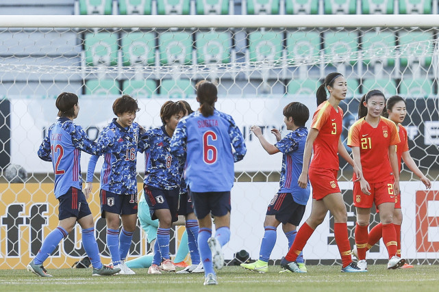 东亚杯-中国女足0-3负日本提前无缘争冠 日本队长戴帽
