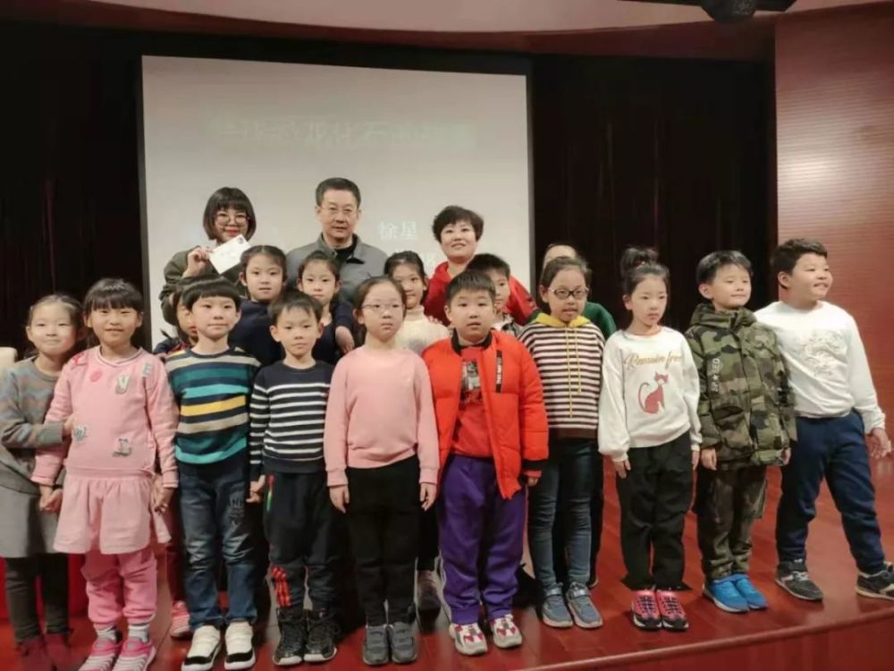 北京古脊椎动物与古人类研究所徐星教授讲座《恐龙,小孩和科学》圆满