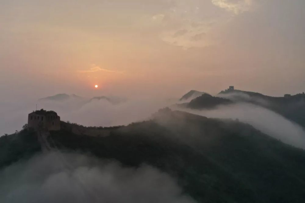 首播坤哥十里高墙,万里江山用骑行见证祖国大地