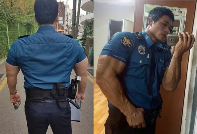 其实他的职业是警察,体格上的强壮使他的威慑力分分钟爆棚,据说在他