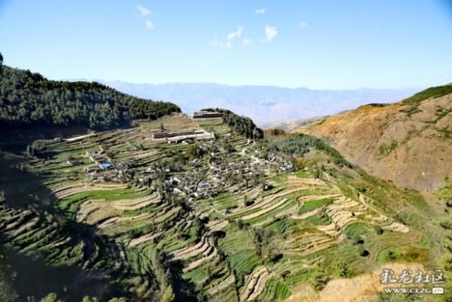 汪家箐自然村隶属于东川铜都镇箐口行政村,属于山区.