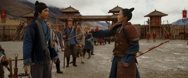 《花木兰》演员表太讽刺，看着都是中国人，却只有一个是中国国籍