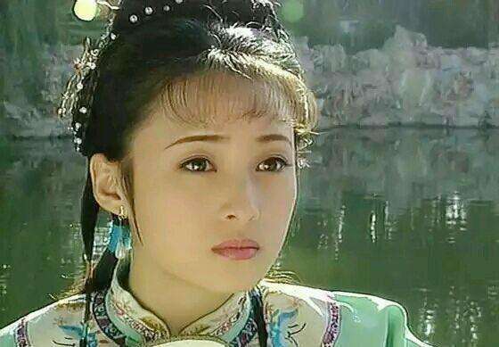 惊艳了时光岁月的古典气质美女之一蒋勤勤