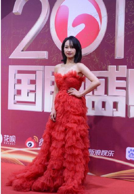 国剧盛典经典来袭:郑爽甜美可人,金晨大秀好身材