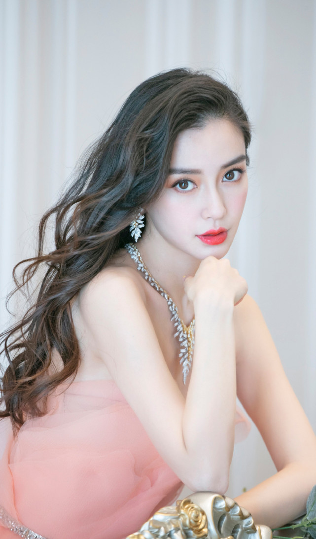 angelababy 杨颖 粉色长裙美照