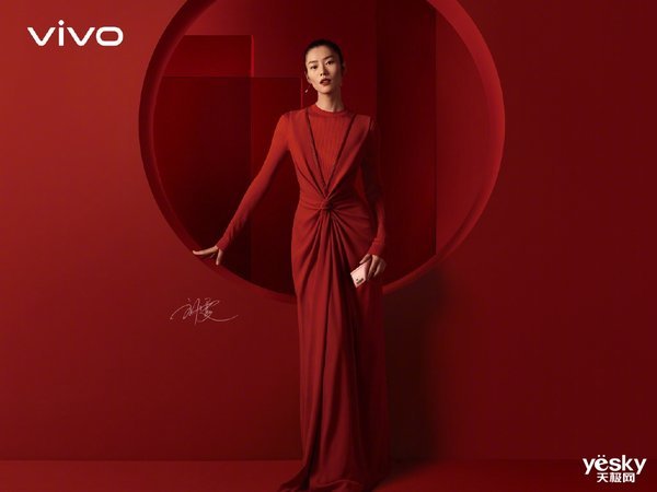 vivo x30发现更多美 国际超模刘雯倾情代言 时尚感爆棚