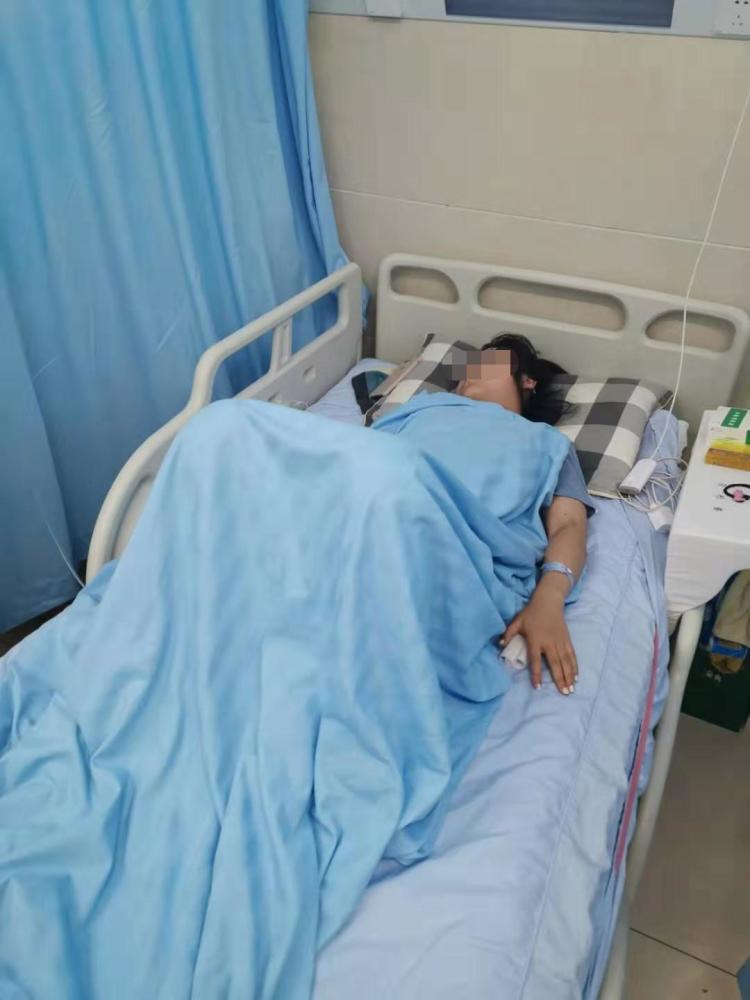 小刘腰椎骨折不得不住院治疗