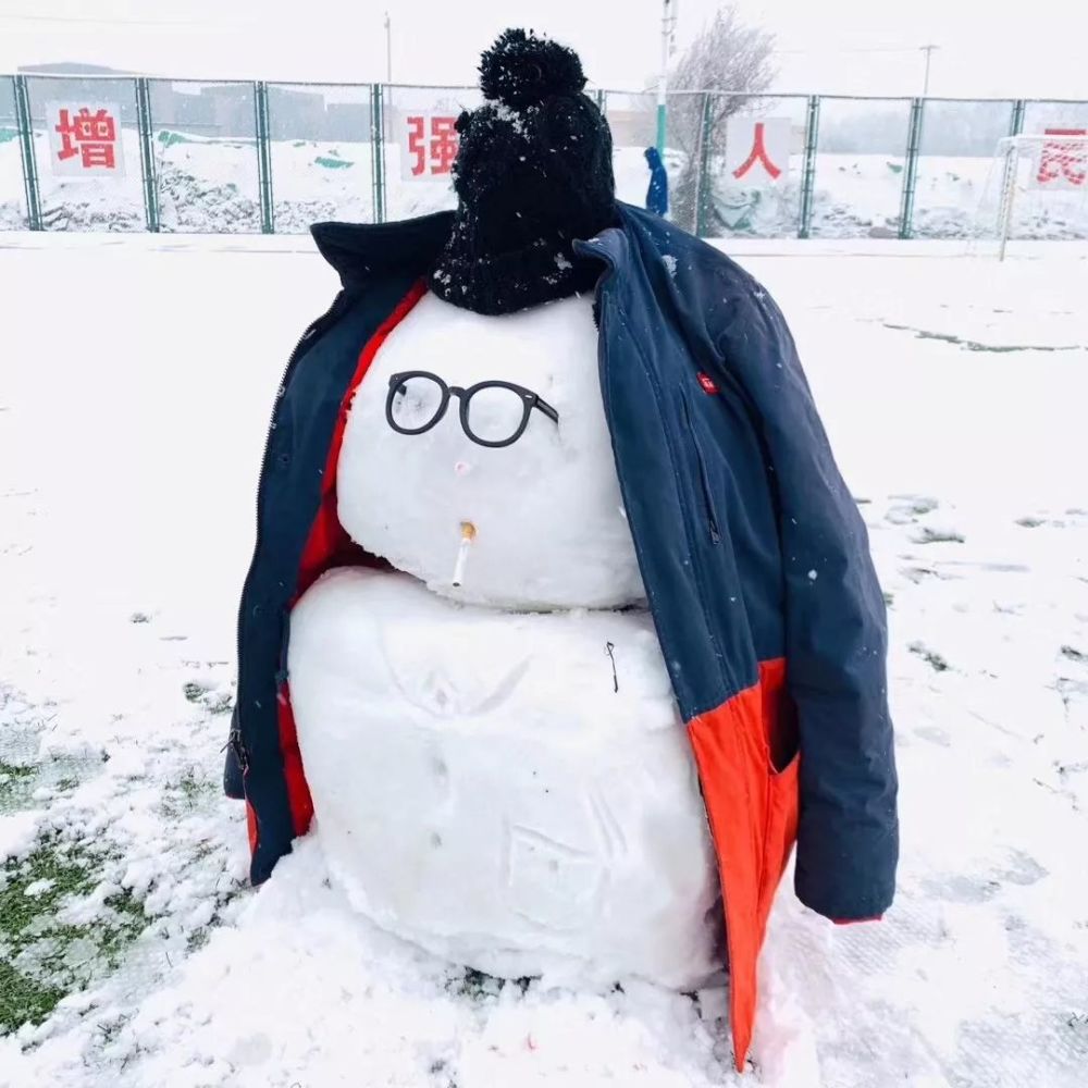 下雪了,朋友圈又疯狂了