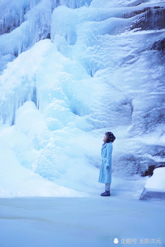 漫天飞雪的约拍:冬季大概是上帝给予人类的人间仙境!