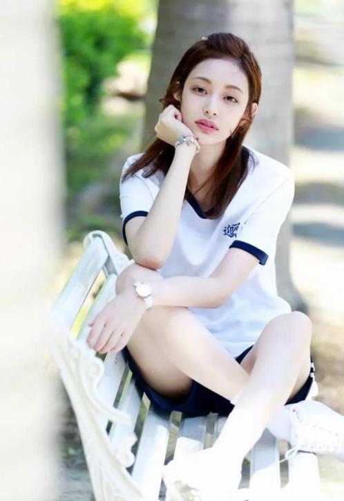 学王思聪恋网红林更新吕咏蓝恋情疑曝光前任绯闻女友是盖玥希