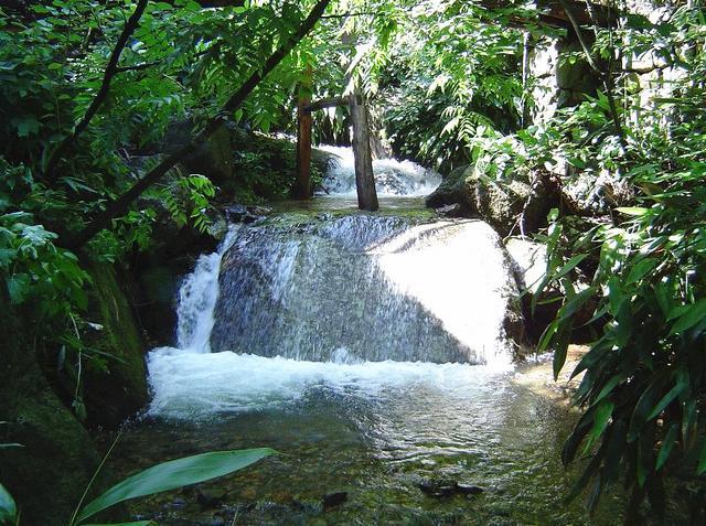 中国旅游景区大全之河北邢台九龙峡自然风光旅游区