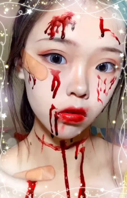 小学生画女鬼丧尸妆网友简直胡闹化妆师长江后浪推前浪