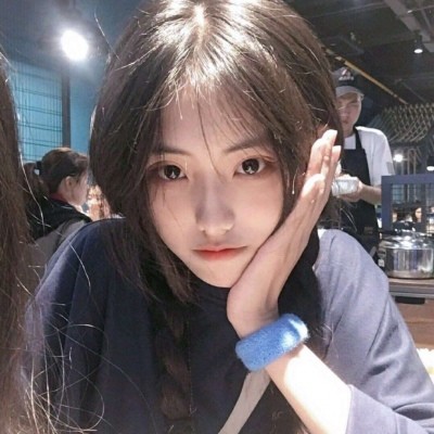 微丧·氟西汀·头像:傻笑不是与生俱来,而是由我爱上