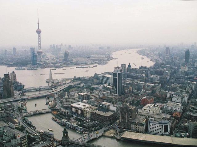 经济总量十大城市的面积_十大八以来经济总量(3)